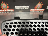 04-06 PONTIAC GTO KIDNEY GRILLES LH/RH OEM 92162540 92162542 #987