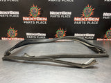 2005-2013 C6 CORVETTE FRONT WINDSHIELD FRAME WEATHER STRIP SEAL GASKET #1110