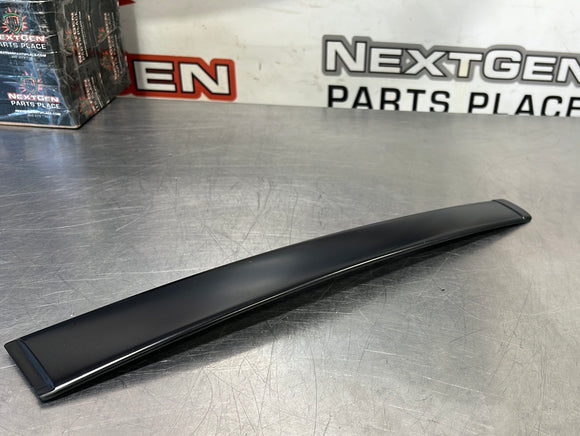 04 -06  Pontiac GTO Exterior B Pillar Window Trim LH 92093111