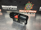 04 - 06 PONTIAC GTO CENTER DASH AC VENT HAZARD LIGHT OEM 92084219 #1293
