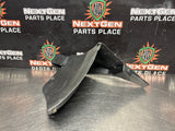 2001 C5 CORVETTE FRONT FENDER WHEEL LINER RH PASSENGER SIDE OEM 10298464 #1368