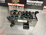 2004 FORD F350 6.0 FUSE BOX OEM 3C3T-14A067-ED #722