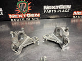 14-19 C7 CORVETTE Z51 FRONT SWAY BAR BRACKETS WITH HARDWARE OEM #1604