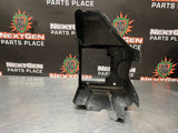 2005 SILVERADO 2500 6.6 FUSE BOX COVER/LID 15259528 AND BRACKET OEM #1064