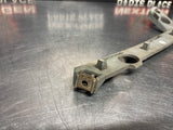 04-06 PONTIAC GTO FRONT LH LEFT FRONT BUMPER GUIDE BRACKET 92050709 OEM #1043