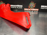 97-04 C5 CORVETTE RH SIDE SEAT BELT TRIM RED OEM 10258546 #798