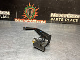 2021 CAMARO SS 10L80E AUTOMATIC SHIFTER CABLE BRACKET 84122093 OEM #1556