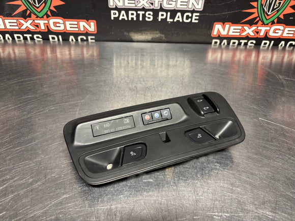 2019 CAMARO SS OVERHEAD CONSOLE DOME LIGHT WITH ONSTAR OEM 84639395 #1126