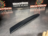 04 -06 PONTIAC GTO EXTERIOR B PILLAR WINDOW TRIM RH SIDE 92093112 OEM #1438