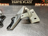 04-07 CADILLAC CTS-V HOOD HINGES OEM 25701117/25701118 #1587