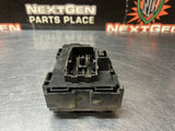 2014 GMC SIERRA 3500 CABIN FUSE BLOCK 22925355 OEM #1295