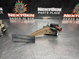 97-04 C5 CORVETTE DRIVE BY WIRE GAS PEDAL ACCELERATOR OEM #1257