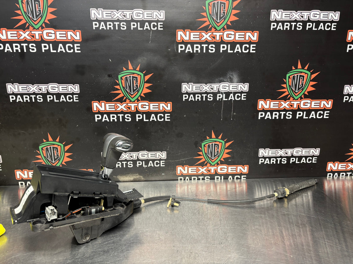 2011 FORD MUSTANG GT AUTO (6R80) SHIFTER WITH KNOB ASSEMBLY OEM 1231