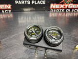 05 PONTIAC GTO AUTO METER CARBON GTO DUAL POD GAUGES FUEL / OIL PRESSURE #1269