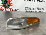 97-04 C5 CORVETTE FRONT LH TURN SIGNAL MARKER LIGHT OEM 16523617 #VV544