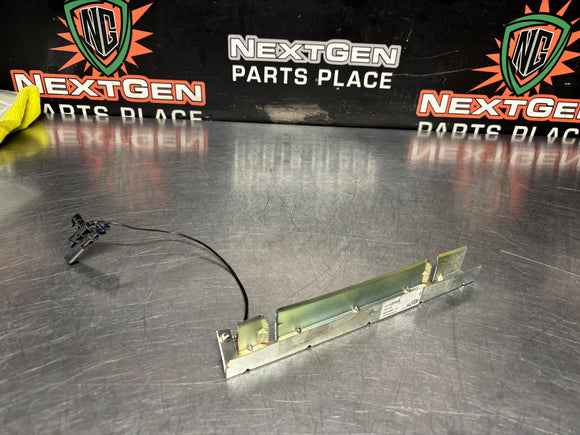 14-19 C7 CORVETTE RADIO ANTENNA OEM 23182588 #1181