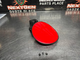 2004 PONTIAC GTO FUEL GAS DOOR ASSEMBLY TORRID RED OEM 92119899 #1438