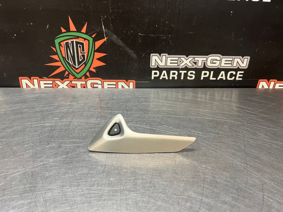 14-19 C7 CORVETTE RH PASSENGER DOOR RELEASE SWITCH OEM 22831373 #1181