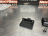 13 C6 CORVETTE RH PASSENGER SIDE DOOR TOUCH PAD HANDLE 10446343 / 10366655 #1038