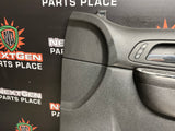 2011 GMC DENALI 2500HD RH PASSENGER FRONT LEATHER DOOR PANEL OEM #844