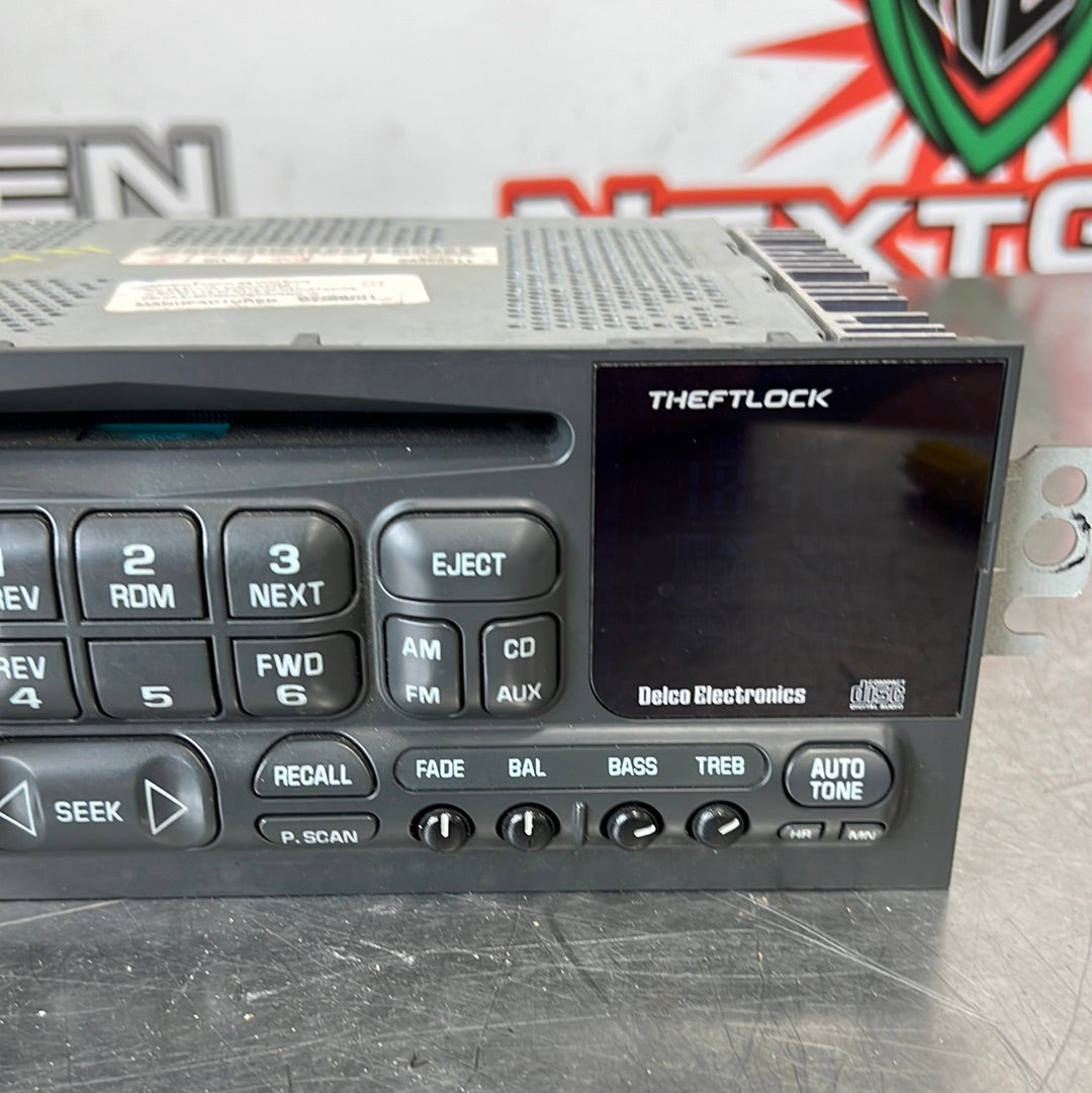 97-04 C5 CORVETTE OEM RADIO 09390211 #VV431 – NextGenPartsPlace