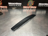 04 -06 PONTIAC GTO EXTERIOR B PILLAR WINDOW TRIM LH SIDE 92093111 OEM #1025