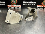 97-04 C5 CORVETTE MOTOR MOUNT BRACKETS 10260642 10260643 OEM #969