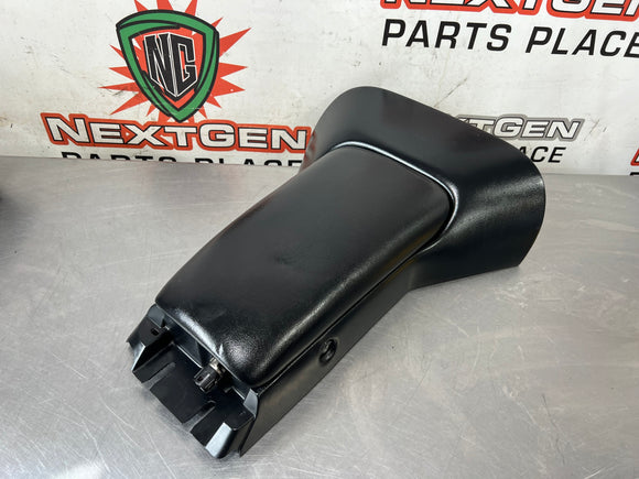 97 - 04 C5 CORVETTE CENTER CONSOLE BLACK 10429824 OEM #605