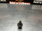 04-06 PONTIAC GTO TAIL LIGHT CLIPS OEM #1027