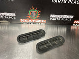 08 09 PONTIAC G8 GT HOOD VENT DUCT INSERTS LH RH OEM 92218425 92218424 #948
