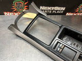 2004 PONTIAC GTO CENTER CONSOLE SHIFTER BEZEL TRIM PANEL OEM 92166193 #1043