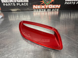 05-06 PONTIAC GTO PASSENGER RH SIDE HOOD GRILLE SCOOP VENT INSERT OEM #1293