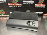 2005 PONTIAC GTO GLOVE BOX BLK OEM #1269