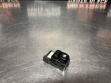 97-04 C5 CORVETTE FUEL RELEASE BUTTON 10276017 OEM #1088