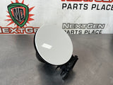 2019 CAMARO SS FUEL DOOR AND HOUSING WHITE OEM #583