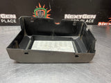 2011 GMC SIERRA K2500 FUSE BOX LID 25815385 OEM #1090