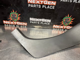 05-13 C6 CORVETTE RH PASSENGER SIDE FRONT LOWER B PILLAR TRIM OEM 15259173 #1409