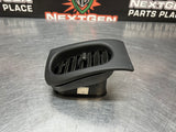 05-13 C6 CORVETTE RIGHT SIDE DASH VENT OEM 10323198 #1080