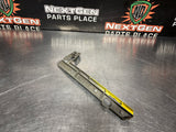 04-06 GTO FRONT LEFT BUMPER GUIDE BRACKET OEM 92048615 #1269