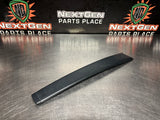 04 -06 PONTIAC GTO EXTERIOR B PILLAR WINDOW TRIM LH SIDE 92093111 OEM #1027