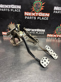 2004 PONTIAC GTO BRAKE/ GAS PEDAL ASSEMBLY OEM #1438