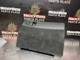 2005 PONTIAC GTO GLOVE BOX BLK OEM #1269