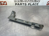 04-06 PONTIAC GTO FRONT RH RIGHT FRONT BUMPER GUIDE BRACKET 92177409 OEM #560