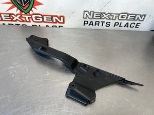 2015 CAMARO SS LEFT REAR LR BUMPER BRACKET OEM 23186325 #509