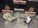 97-04 C5 CORVETTE MOTOR MOUNT BRACKETS W PUCKS 10260642 10260643 OEM #1368
