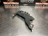 97 - 04 C5 CORVETTE RH PASSENGER SIDE HEADLIGHT BRACKET OEM 16523682 #964