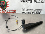 08 - 09 PONTIAC G8 RH PASSENGER SIDE SEAT BELT PRE TENSIONER OEM