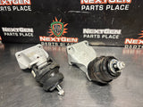 09-15 CTS-V LH AND RH MOTOR MOUNT BRACKETS OEM #1592