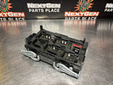 2011 GMC SIERRA 2500 6.6 UNDERHOOD FUSE BOX 29798216 OEM #1047