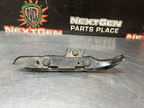 05-13 C6 CORVETTE RF PASSENGER SIDE FENDER TO BUMPER BRACKET 15230685 #1194